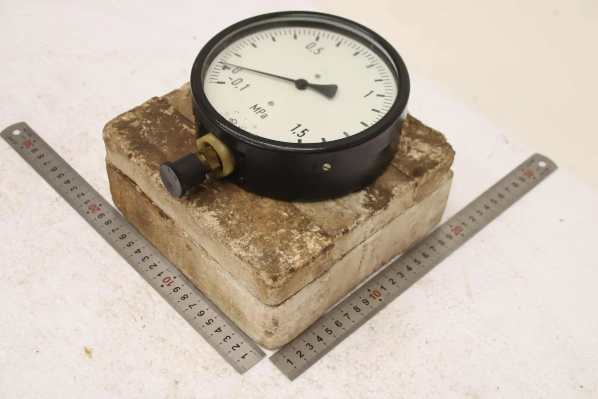 TGL Ø 160 mm -0,1-0-1,5 MPa Manometer -1-0-15 bar / -0,1-0-1,5 MPa