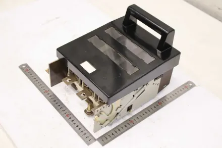 Siemens 3NP52 30-0CA0  250A Lasttrennschalter – RESALE