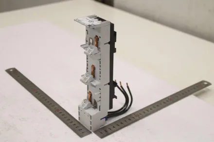 Rittal SV 9340.370 Sammelschienenadapter OM-Adapter – RESALE