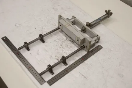 Gubisch Fimec DST H Hub 120 mm Spannvorrichtung aus Fensterfertigungsanlage – RESALE