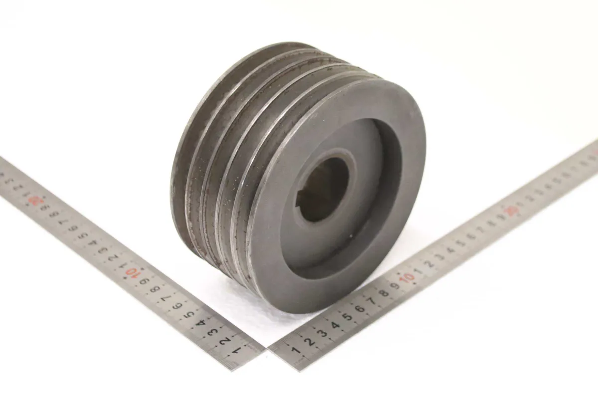 SPZ (10 mm) Ø 136 x 64 mm Keilriemenscheibe 5-rillig