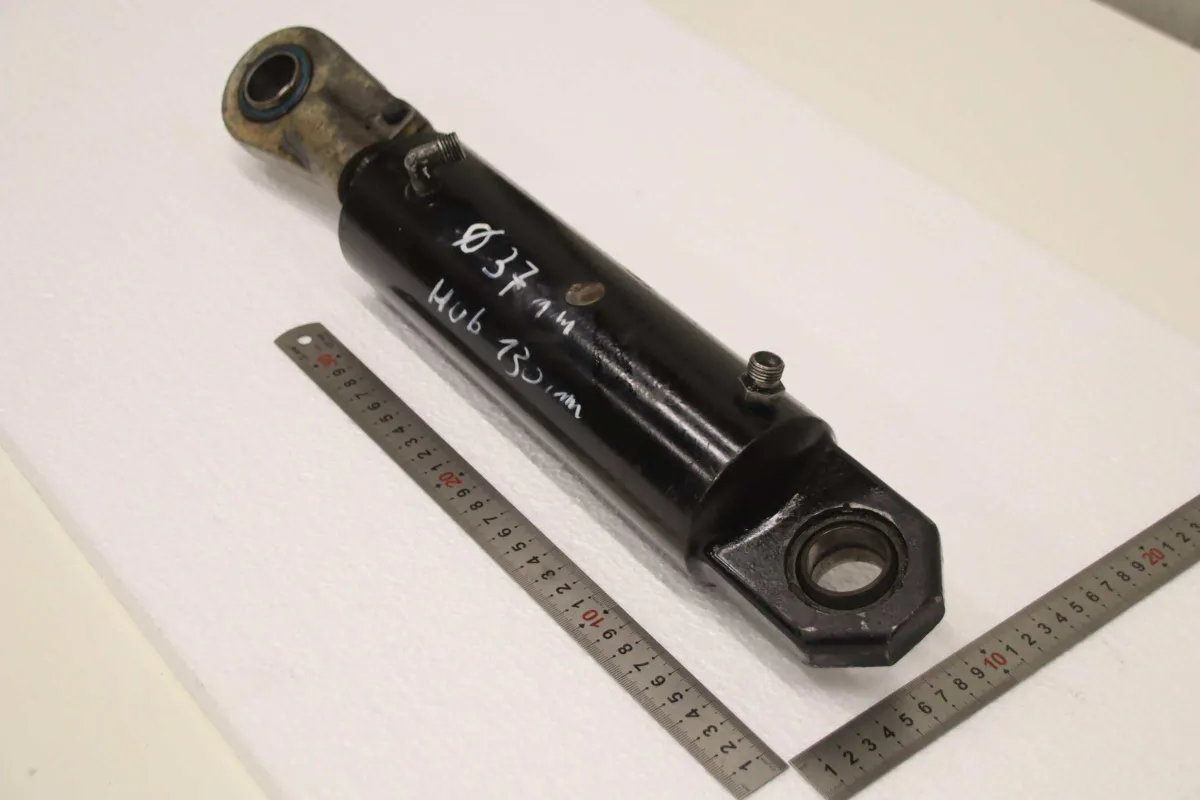 Hub 130 mm Hydraulikzylinder