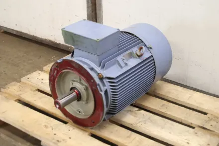 Siemens 1LAG-186-4AA71-180L Elektromotor 22 kW 1465 U/min – RESALE