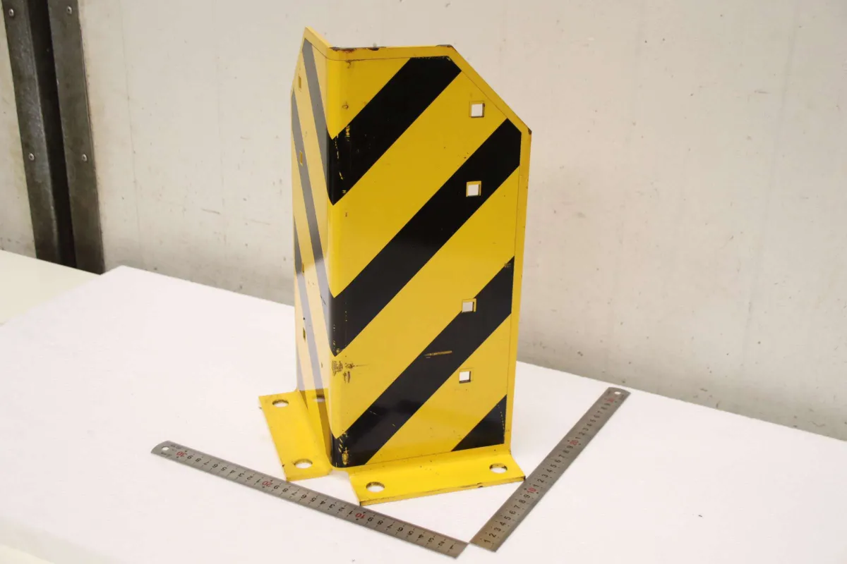 Stahl L-Form Höhe 400 mm Anfahrschutz