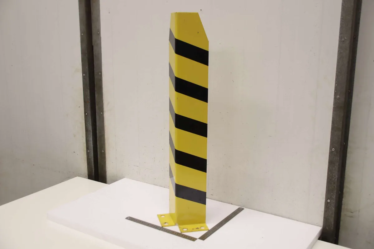Stahl L-Form Höhe 400 mm Anfahrschutz