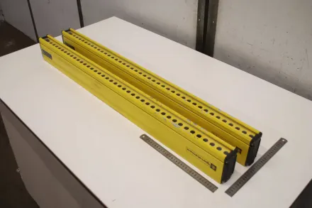 Telemecanique XUSF Lichtschranke 1025 mm – RESALE