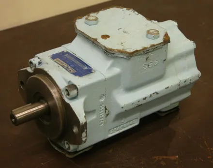 Denison T6CC 017 005 1R00 C111 Hydraulikpumpe – RESALE