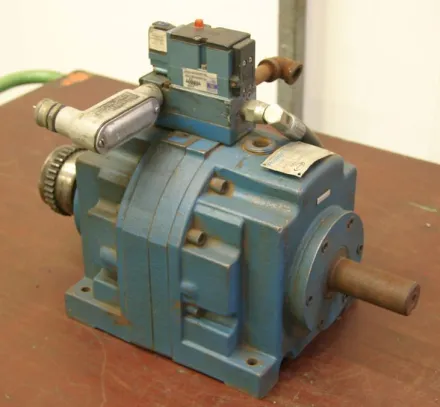 Posidyne Typ 2.5-264-06 Pneumatische Kupplung mit Bremse – RESALE