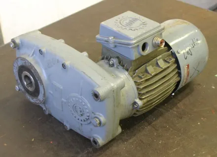 Ebeha CB1-80K/4DBR Getriebemotor 0,55 kW 25 U/min – RESALE