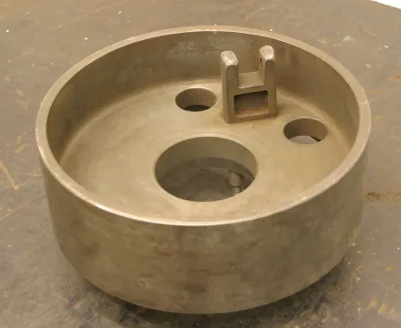 Guss Durchmesser 315 mm Futterflansch – RESALE