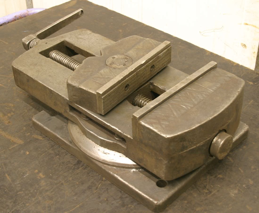 Stahl Spannweite 300 mm Maschinenschraubstock