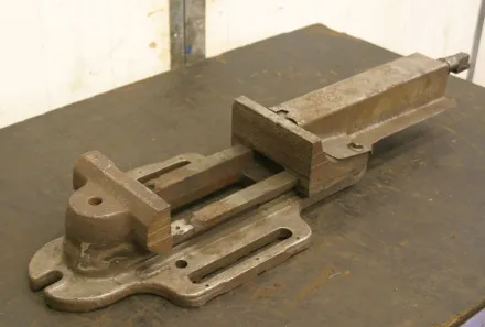 Brockhaus Spannweite 240 mm Maschinenschraubstock – RESALE
