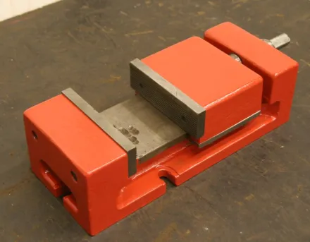 Stahl Spannweite 105 mm Maschinenschraubstock – RESALE