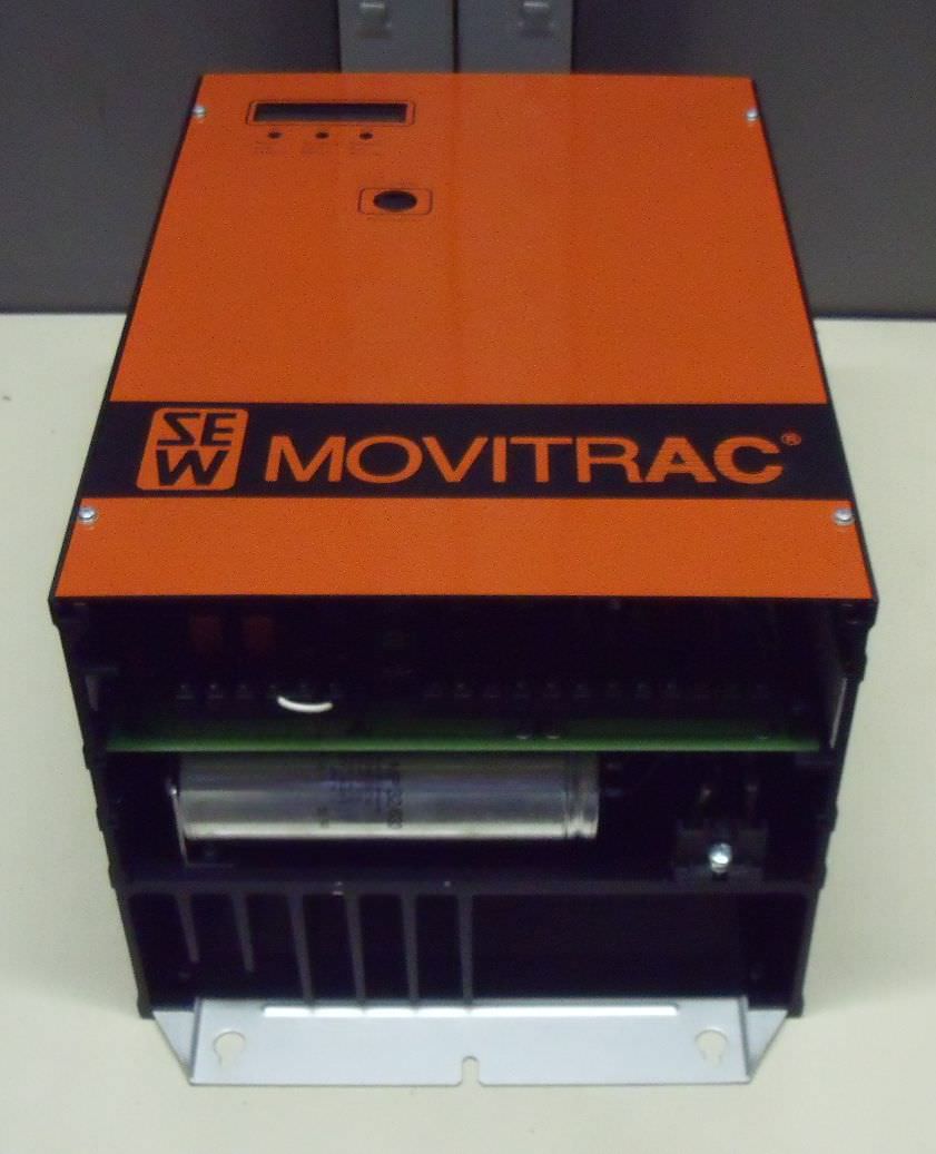 SEW Eurodrive Movitrac 204 XV Frequenzumrichter 3 kW 4,8 kVA