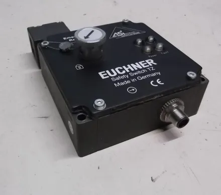 Euchner TZ1LE024SEM4AS1-C1937 Sicherheitsschalter – RESALE