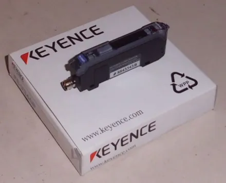 Keyence FS-V34CP Lichtleitersensor mit digitalen Sensor – RESALE