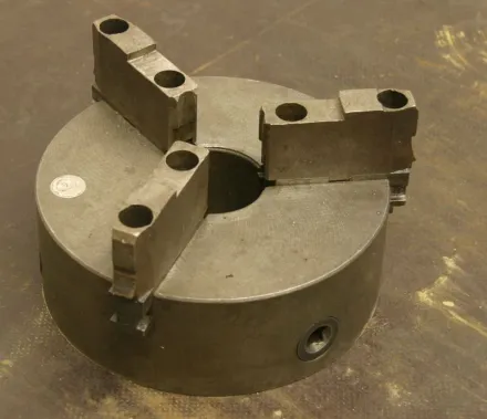 Pewo Durchmesser 200 mm Dreibackenfutter – RESALE