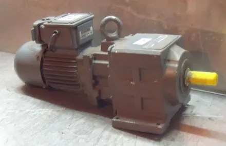 Bauer BG20Z-11 Getriebemotor 0,12 kW 9,6 U/min – RESALE