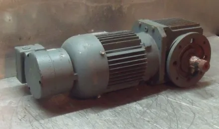 Bauer BK10-71V Getriebemotor 0,55 kW 63 U/min – RESALE