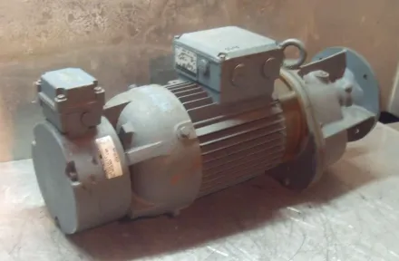 Bauer G22-20/D1A4-283M Getriebemotor 2,2 kW 88 U/min – RESALE