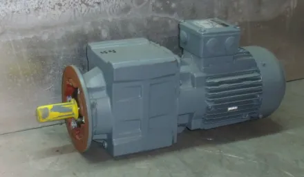 Bauer BG20-37W Getriebemotor 0,37 kW 90 U/min – RESALE