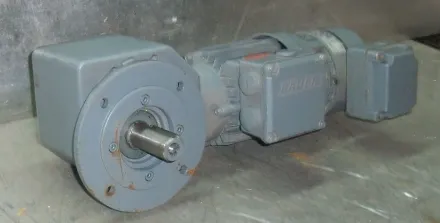 Bauer DK 66 SZ3-2211/163L-AS/M Getriebemotor 0,11 kW 2,5 U/min – RESALE