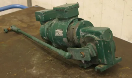 Bauer D77R Getriebemotor 0,37 kW 100 U/min – RESALE