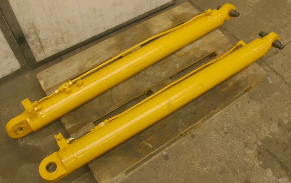 HUSS Hub 1100 mm Hydraulikzylinder