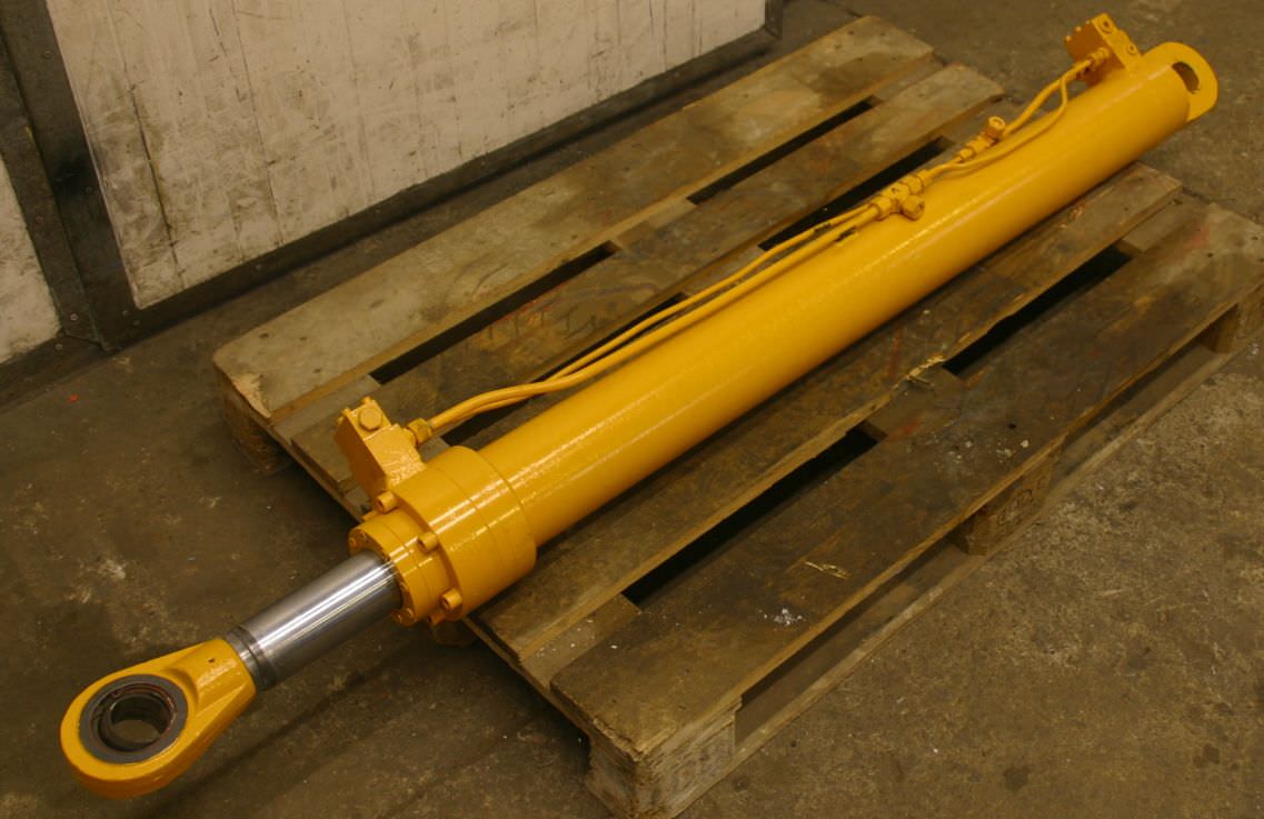 HUSS Hub 1070 mm Hydraulikzylinder