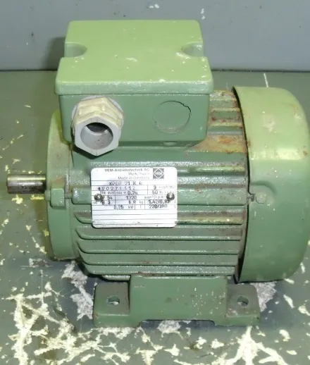 Vem KPER71K4 Elektromotor 0,25 kW 1370 U/min – RESALE