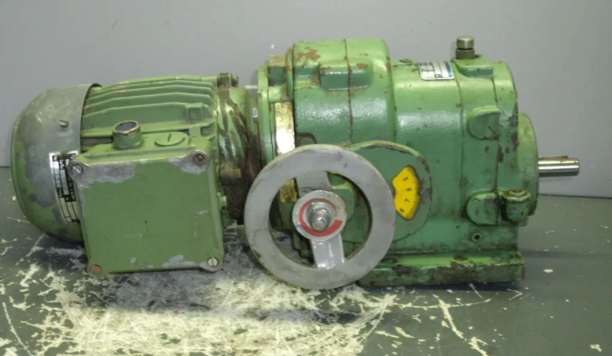 HEW EXF 80L/4 regelbarer Getriebemotor 0,75 kW 120-600 U/min