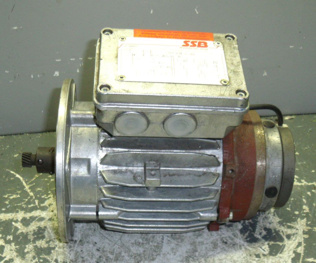 SSB DG-OE-0375.203.40-B8 Getriebemotor 0,12/0,2 kW 150/225 U/min