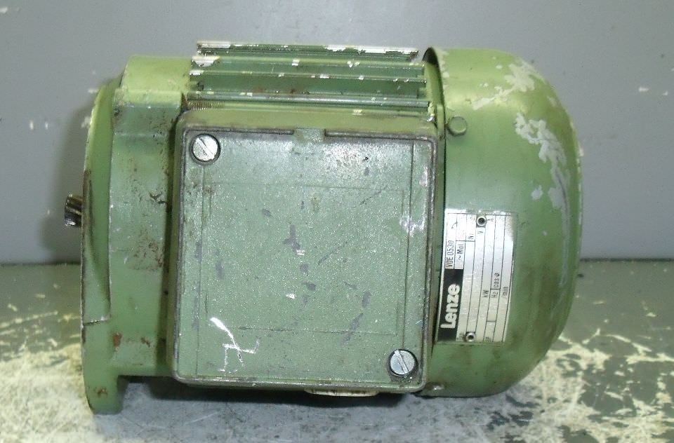Lenze 7KC4-061H Elektromotor 0,37 kW 1390 U/min