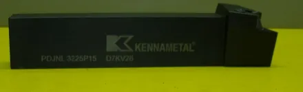 Kennametal PDJNL3225P15 Drehmeißel – RESALE