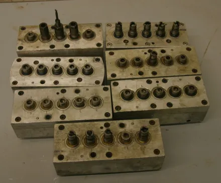 Nottmeyer 32 Lochabstand Mehrspindelkopf 5 Bohrer – RESALE