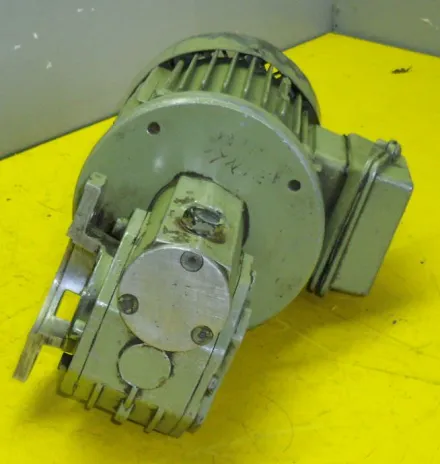 Icme T71B4 Getriebemotor 0,37 kW ca. 98 U/min – RESALE
