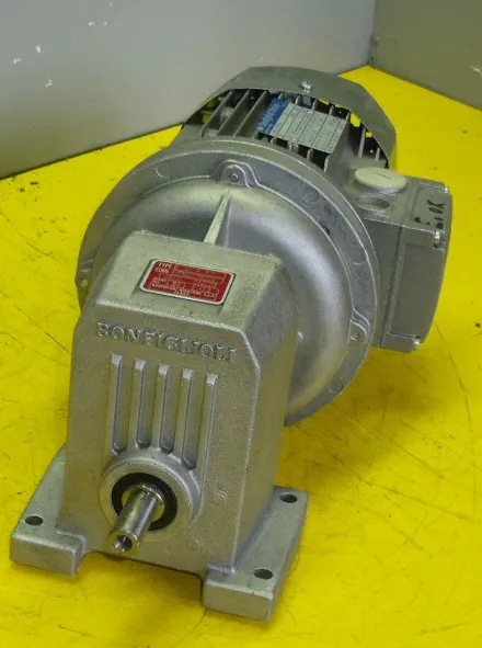 Bonfiglioli BN7/B4 Getriebemotor 0,37 kW 52 U/min – RESALE