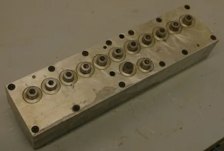 Nottmeyer 32 Lochabstand Mehrspindelkopf 13 Bohrer – RESALE