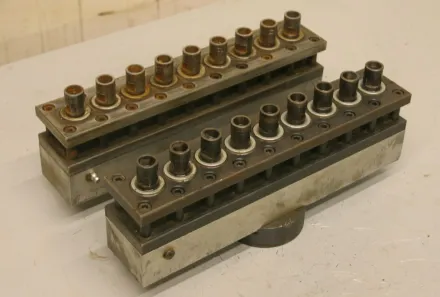 Nottmeyer 32 Lochabstand Mehrspindelkopf 9 Bohrer – RESALE