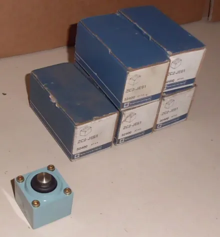 Telemecanique ZC2-JE61 Positionsschalter – RESALE
