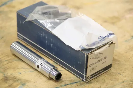 Telemecanique XSA-H05313D Induktiver Sensor – RESALE