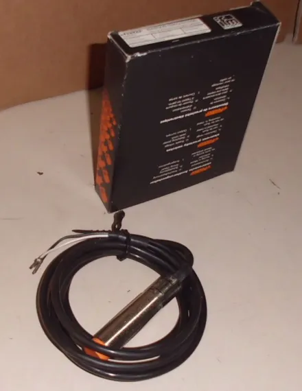 Ifm IGA2008-FRKG/IG5596 Induktiver Sensor – RESALE