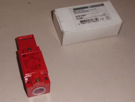 Telemecanique XCS A501 Sicherheitsschalter – RESALE