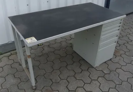 Andres Karl Typ 750x1500 Werkbank für Elektriker – RESALE
