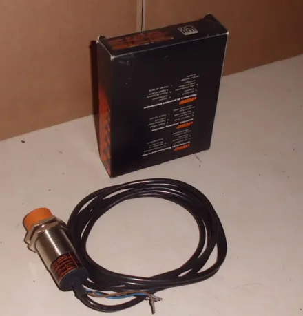 Ifm IIA3015-BPKG Induktiver Sensor – RESALE