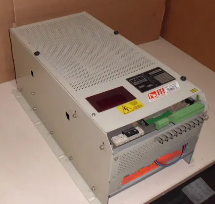 Keb Combivert Frequenzumrichter 7,5 kW – RESALE