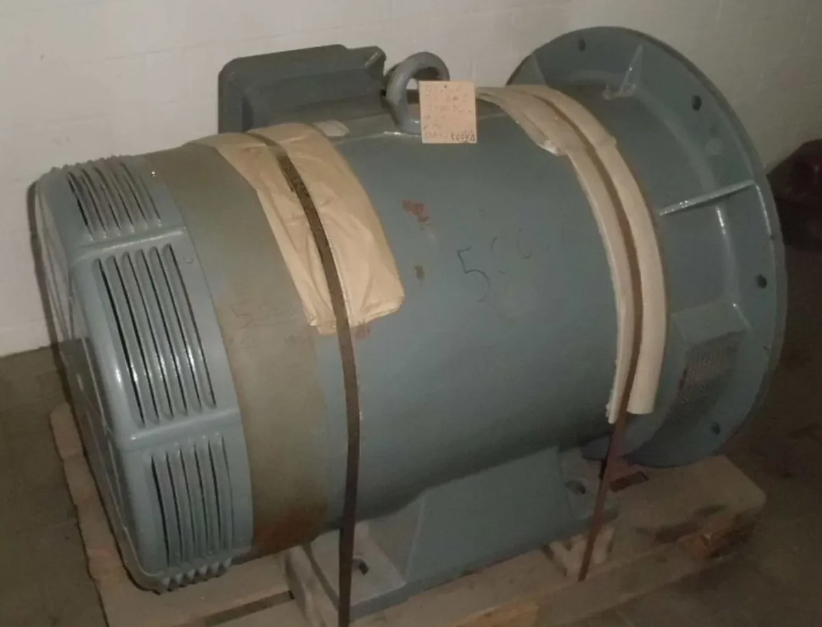 Schorch KN5315S-AB037-Z Elektromotor 160 kW 2960 U/min