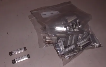 D-Sub D-SUB D-SUB Stecker + Buchse 45 Stück – RESALE