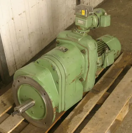 Prym L75-U24-B14 regelbarer Getriebemotor 4 kW 14-70 U/min – RESALE