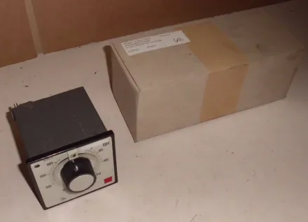 Hartmann & Braun Bitric M1-B Temperaturregler – RESALE
